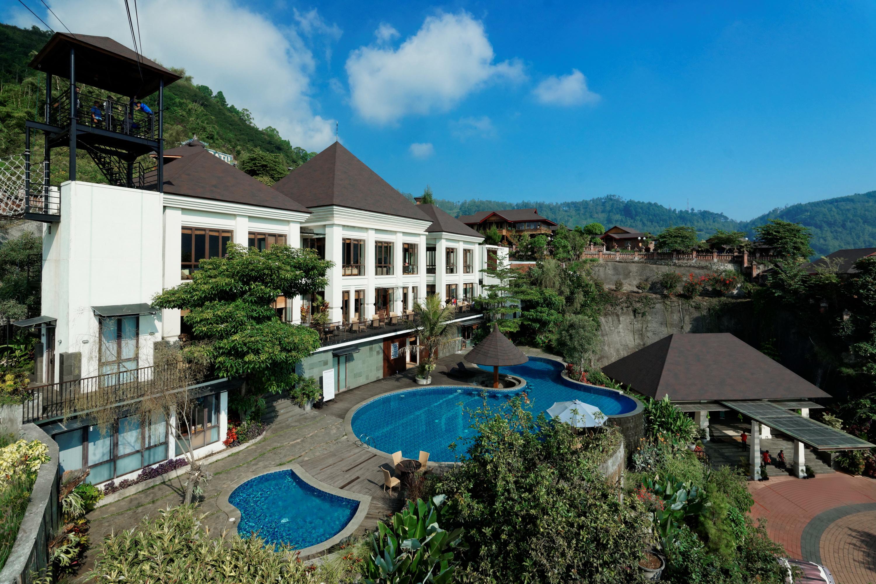 Jambuluwuk Convention Hall & Resort Batu Batu  Exterior photo